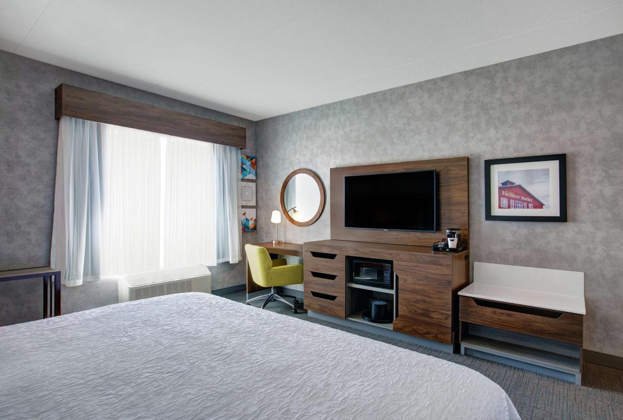Hampton Inn & Suites By Hilton Waterloo St. Jacobs Екстер'єр фото